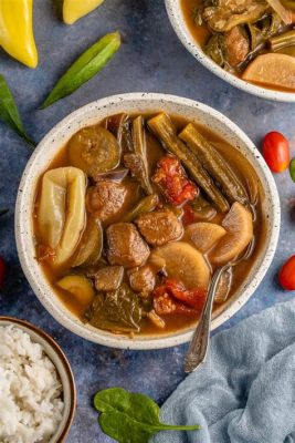  Sinigang! Een traditionele Filipijnse tamarindesoep met een knapperige twist